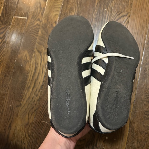 Adidas Tokyo Shoe - Picture 5 of 8